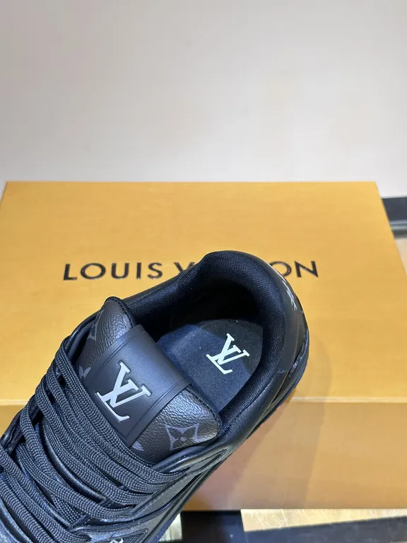 Louis Vuitton Shoe 